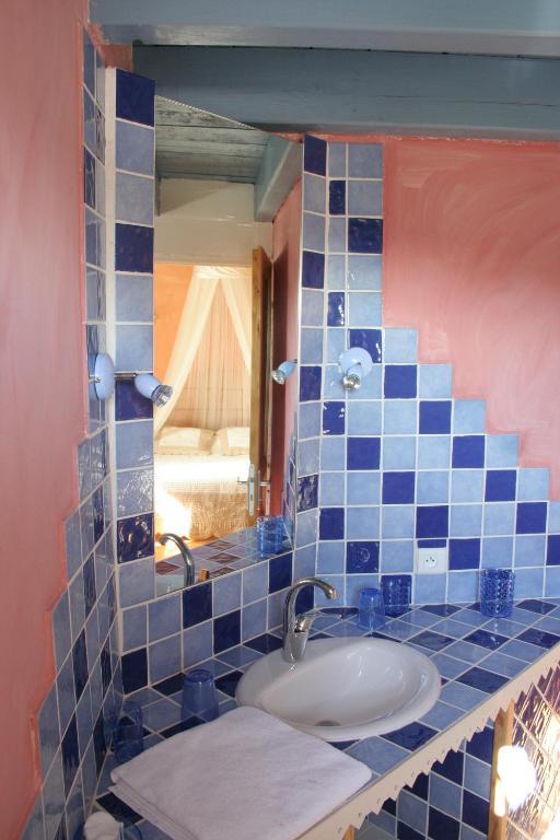 Chambres D'Hotes La Cime Beaujolaise Poule-lès-Écharmeaux Habitación foto