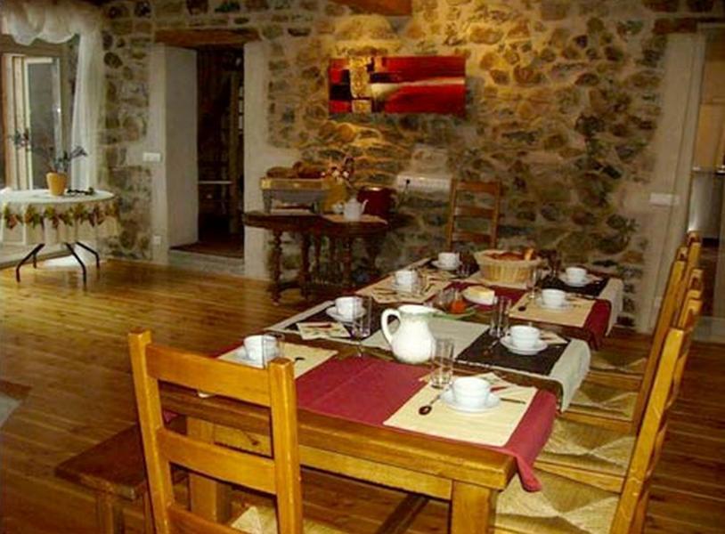 Chambres D'Hotes La Cime Beaujolaise Poule-lès-Écharmeaux Exterior foto